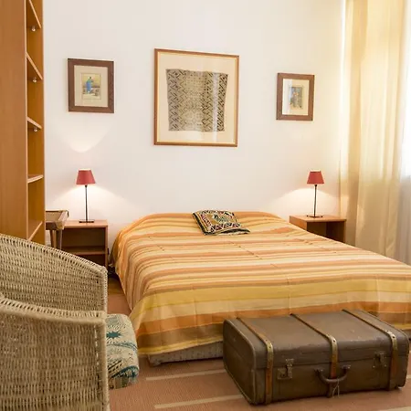 Sun Hostel